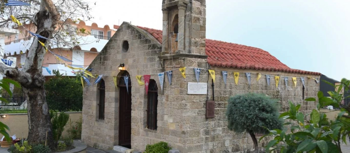 Δίστομο: Άγνωστοι έκλεψαν τις καμπάνες από έξι παρεκκλήσια